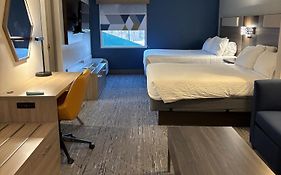 Holiday Inn Express Southridge Charleston West Virginia